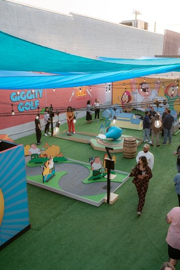 How to reserve a spot at this pop-up 'Family Guy' mini golf course and bar  in L.A. – Daily News